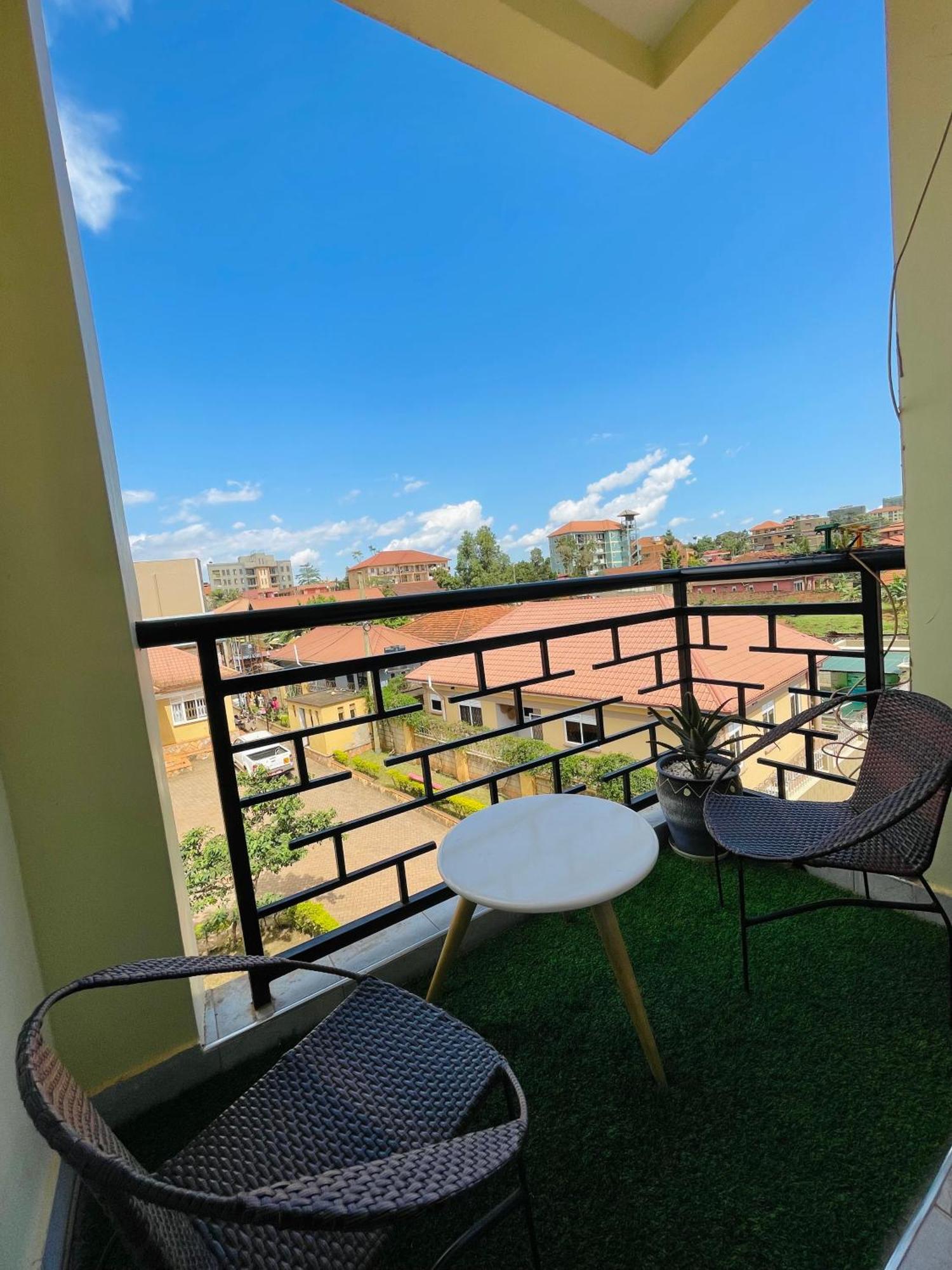 דירות קמפאלה A-Grade Living מראה חיצוני תמונה